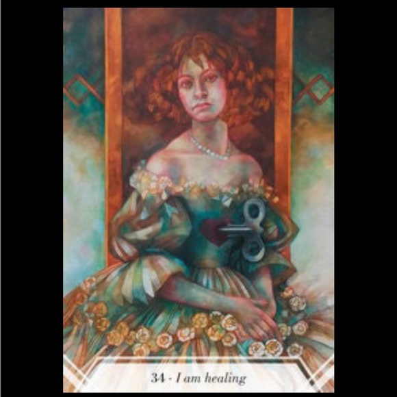 Portraits Of a Woman Oracle 🪽✨ - Picture 2 of 5